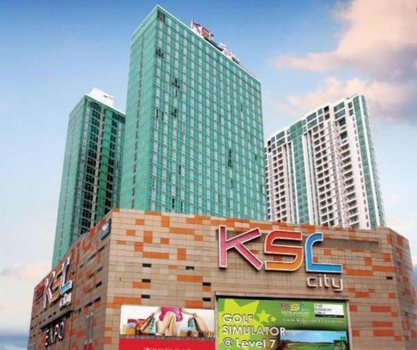 Ksl Mall 4-6pax Netflix-smarttv 65inch Johor Bahru